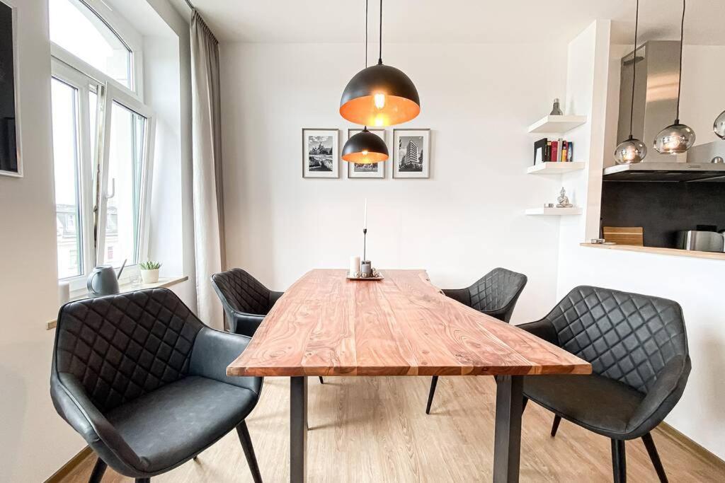 Luxus-Apartment in Leipzig mit Privat-Parkplatz Buitenkant foto