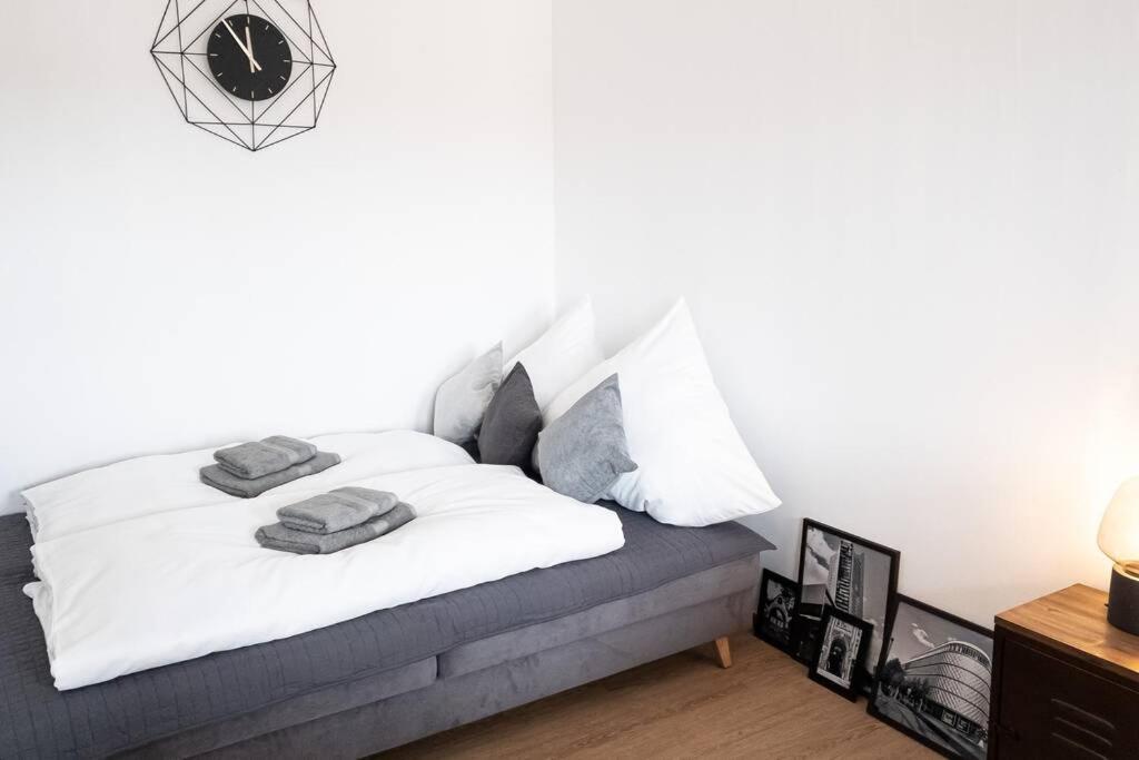 Luxus-Apartment in Leipzig mit Privat-Parkplatz Buitenkant foto